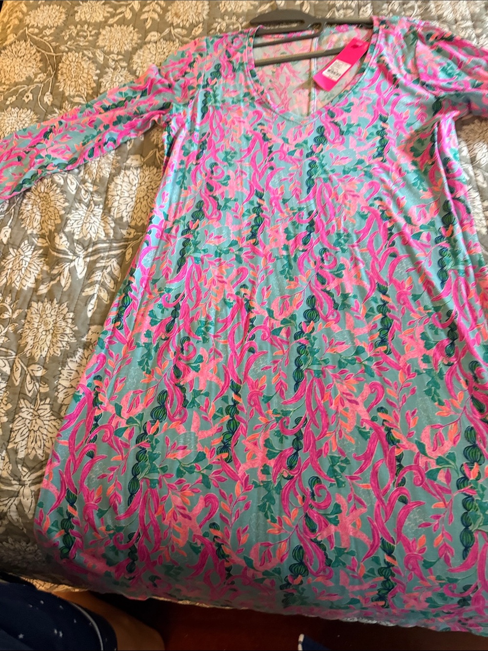 Lilly Pulitzer NWT Pink & Aqua (seaweed samba) Multi Floral Tag Detail.  Medium